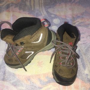VASQUE KIDS WATERPROOF HIKING BOOT